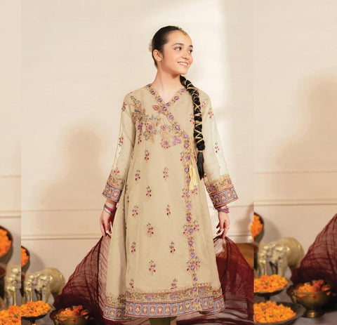 2 Pcs Girl's Lawn Embroidered Unstitched Suit